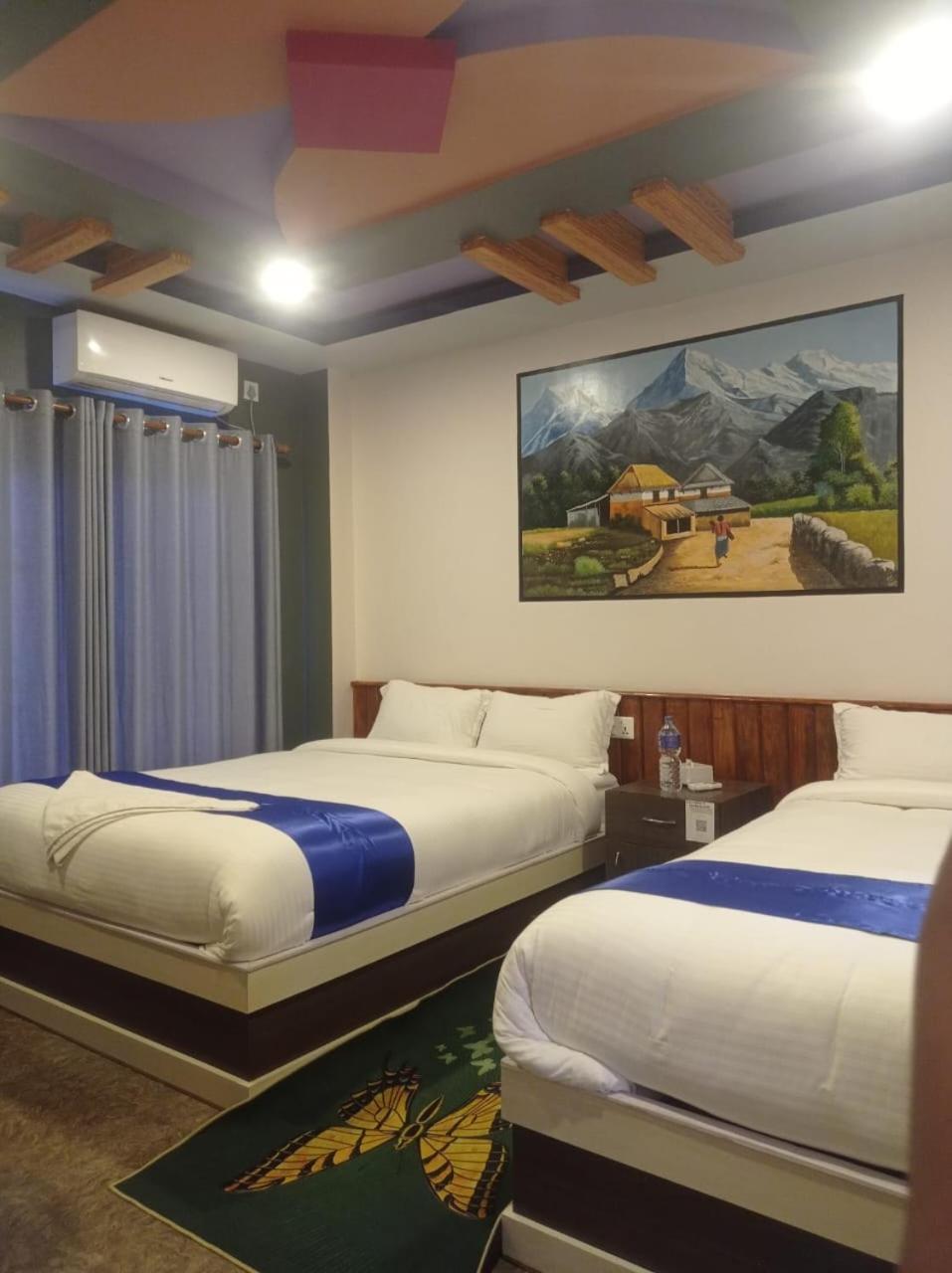 Hotel Namo Buddha Саураха Екстериор снимка